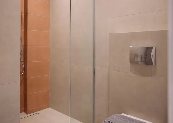 卡萨维尼塔酒店 干尼亞